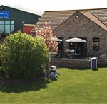 clean windows on skylark garden centre